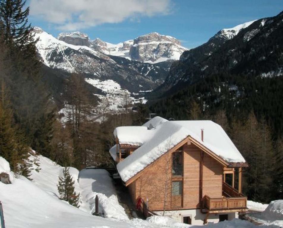 Chalet Do Costa Pozza di Fassa Esterno foto